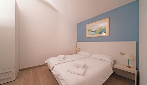 Apartamento Confort, 2 habitaciones, vistas al lago, en edificio anexo