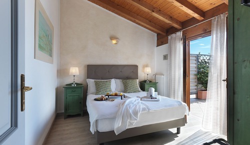 Suite junior, vistas al lago