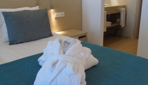 Suite junior, balcón, vistas al mar (superior)