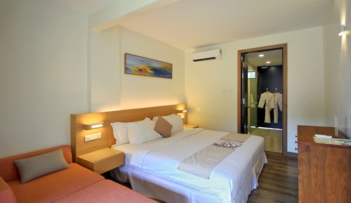 Habitación Premier doble, 1 cama de matrimonio grande, balcón, vistas al mar