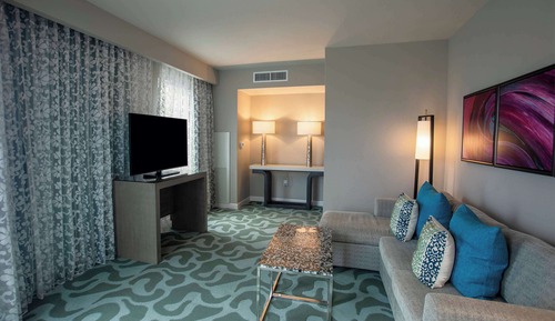 Suite Deluxe, 1 cama de matrimonio grande, no fumadores (Plaza View)
