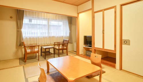 Habitación tradicional (10 tatami with City View)