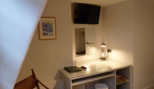 Habitación con 2 camas individuales