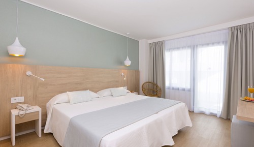 Habitación doble, balcón