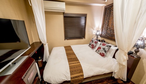 Habitación económica, 1 cama de matrimonio, no fumadores (all you can drink, Light meal, 2N Min)