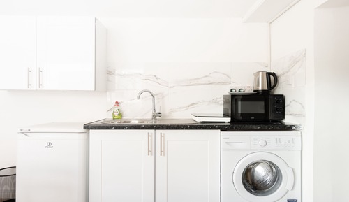 Apartamento familiar, accesible para personas con discapacidad, baño privado (One Bedroom Apartment)