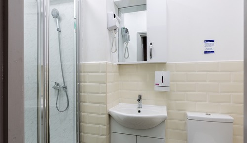 Habitación cuádruple, baño privado (Quatriple Studio)