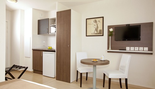 Habitación cuádruple básica, 1 habitación