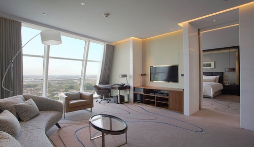 Suite superior, vistas al lago