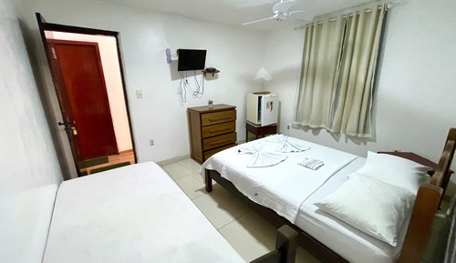 Habitación triple estándar, 1 habitación, vistas al jardín