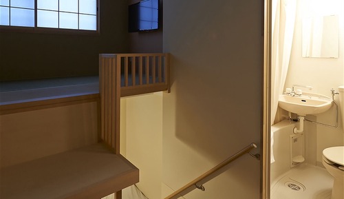 Loft básico (Single with Bath)