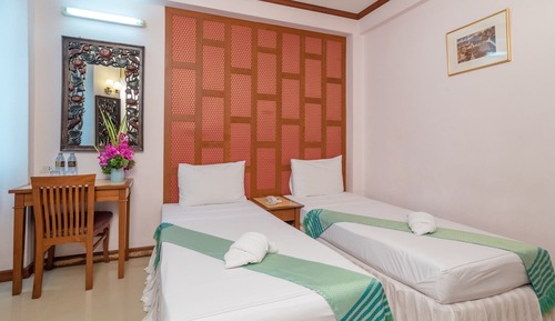 Habitación estándar con 2 camas individuales