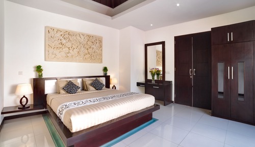 Villa familiar, 2 habitaciones, no fumadores, vistas a la piscina