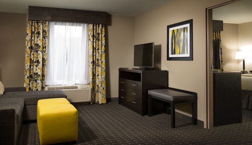 Suite, 1 habitación (1 King, Sofa Bed, Comm)