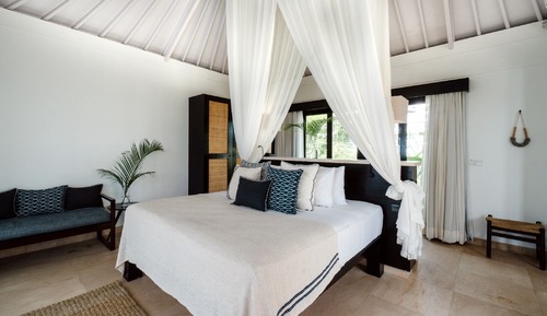 Superior One Bedroom Villa with Plunge Pool
