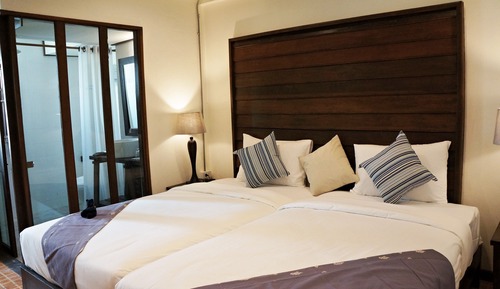 Habitación superior con 1 cama doble o 2 individuales