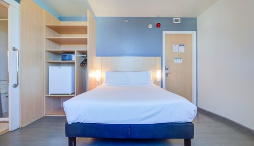 Habitación estándar, 1 cama doble, accesible para personas con discapacidad