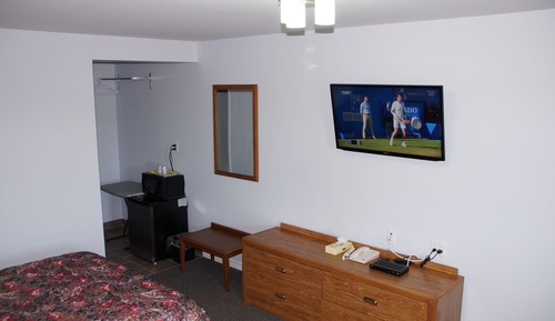 Habitación Deluxe doble, 2 camas de matrimonio, frigorífico y microondas, planta baja