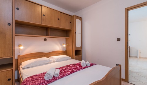Apartamento, 2 habitaciones, balcón