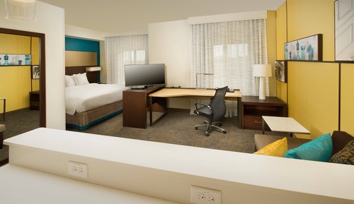 Estudio, 1 cama de matrimonio grande con sofá cama (Mobility/Hearing Access, Roll-In Shwr)