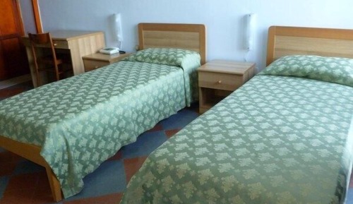 Habitación con 1 cama doble o 2 individuales
