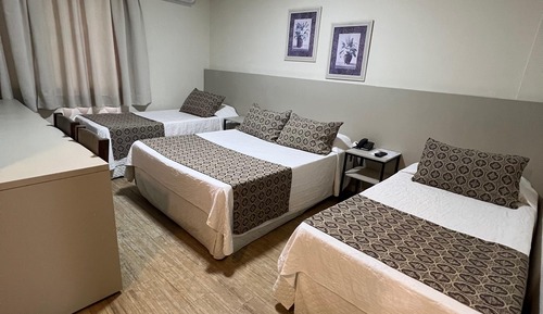Habitación cuádruple estándar