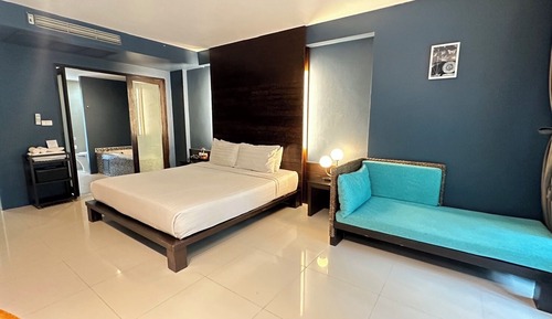 Habitación Deluxe, 1 cama doble, acceso a la piscina, vistas a la piscina