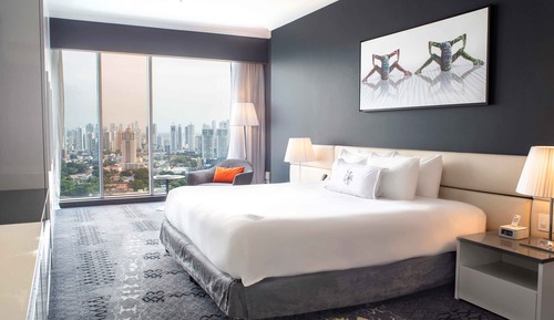 Habitación Deluxe, 1 cama de matrimonio grande, vistas a la ciudad