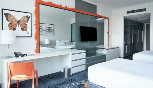 Habitación Deluxe, 1 cama doble, vistas a la ciudad