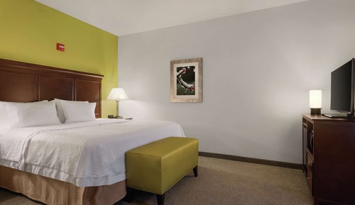 Habitación, 1 cama de matrimonio grande, accesible para personas con discapacidad, bañera (Mobility)