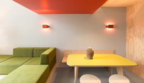 Estudio, balcón