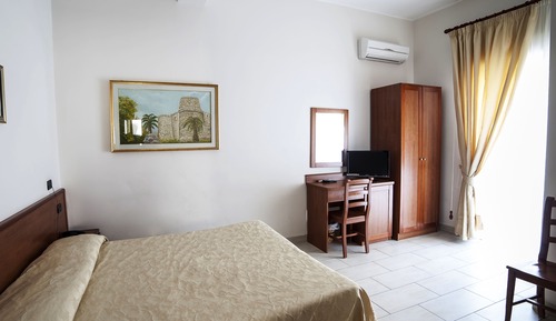 Habitación cuádruple, balcón
