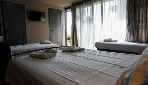 Habitación familiar, vistas al jardín