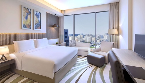 Habitación, 1 cama de matrimonio grande (Sea & Skyline View)