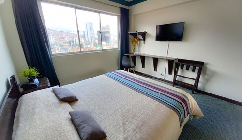 Habitación Deluxe doble, 1 cama de matrimonio, vistas a la ciudad