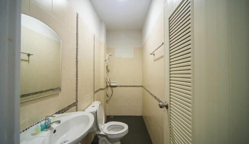 Habitación superior con 1 cama doble o 2 individuales