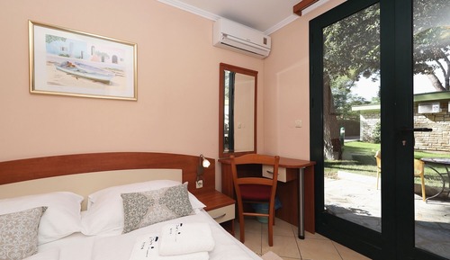 Habitación cuádruple estándar