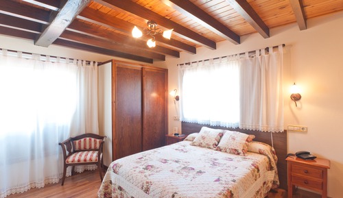 Habitación con 1 cama doble o 2 individuales
