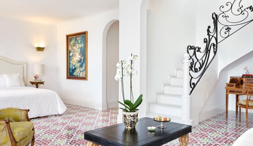 3 Bedroom Luxury Villa Direct Beach Access