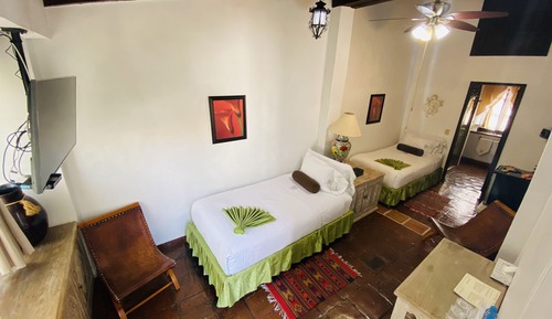 Habitación Claveles, con 2 Camas Individuales