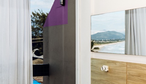 Habitación con 1 cama doble o 2 individuales, vistas parciales al mar