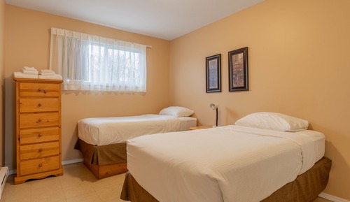 Casa de campo, 2 habitaciones, en la zona del jardín