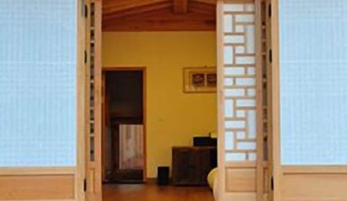 Habitación tradicional, varias camas (Ondol Room for 3)