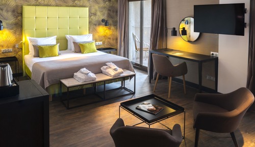 Suite, balcón