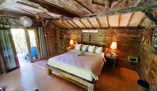 Chalet, vistas al jardín