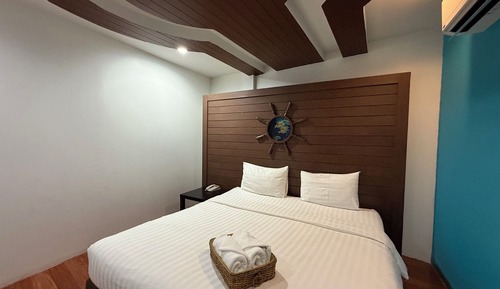 Habitación estándar con 1 cama doble o 2 individuales