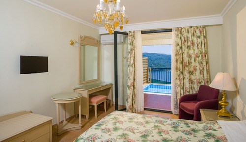 Bungalow de lujo (Jacuzzi/Pool)