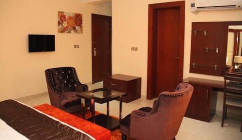 Suite (Mini)