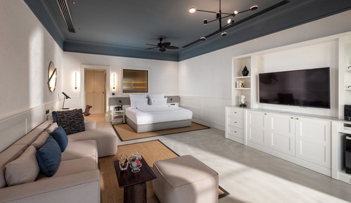 Deluxe Beachfront Room