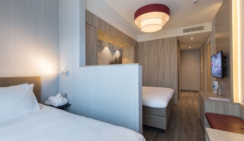 Habitación Deluxe, varias camas, bañera (Steam Shower)